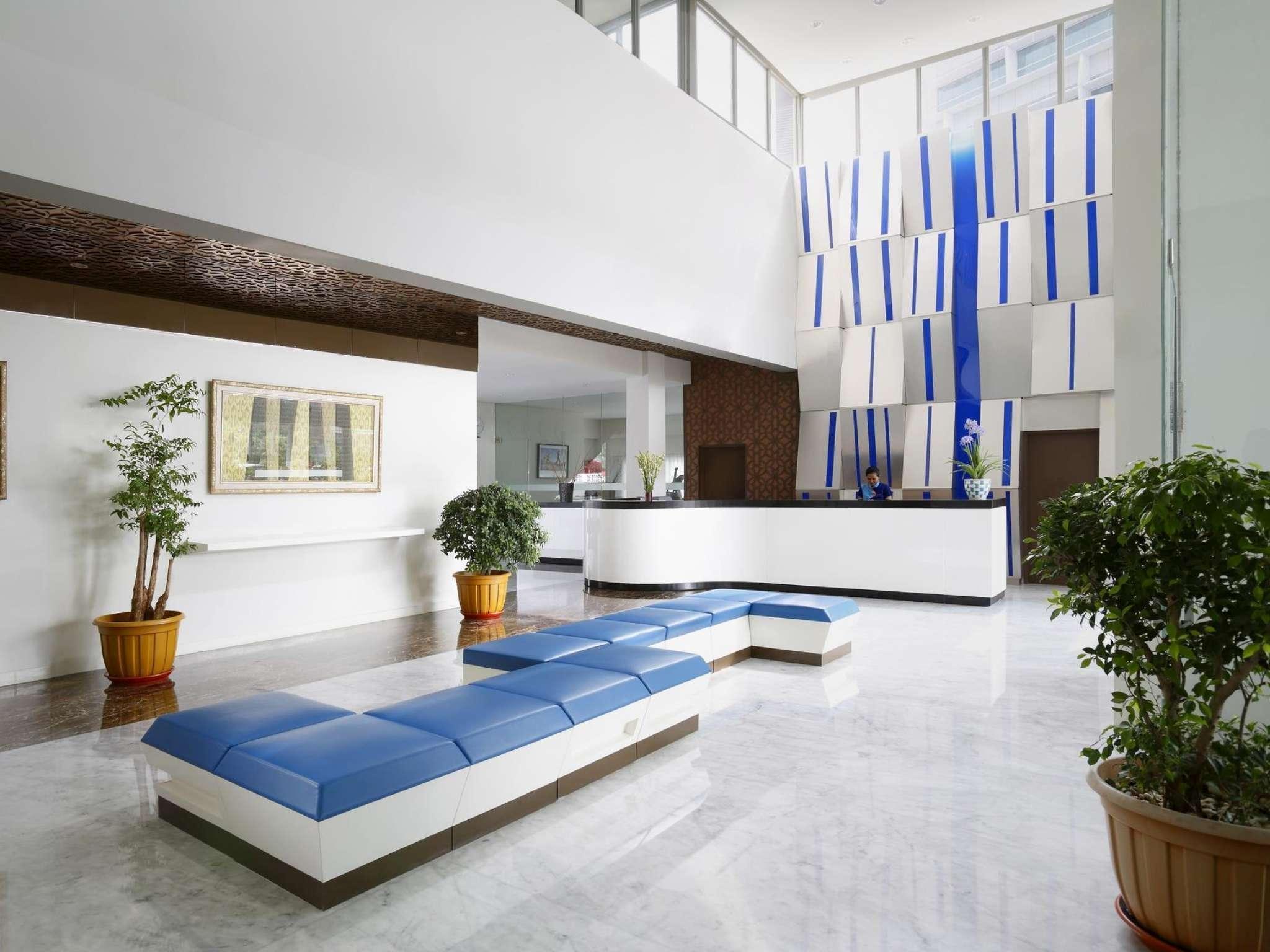 Batiqa Hotel & Apartments Karawang Eksteriør bilde