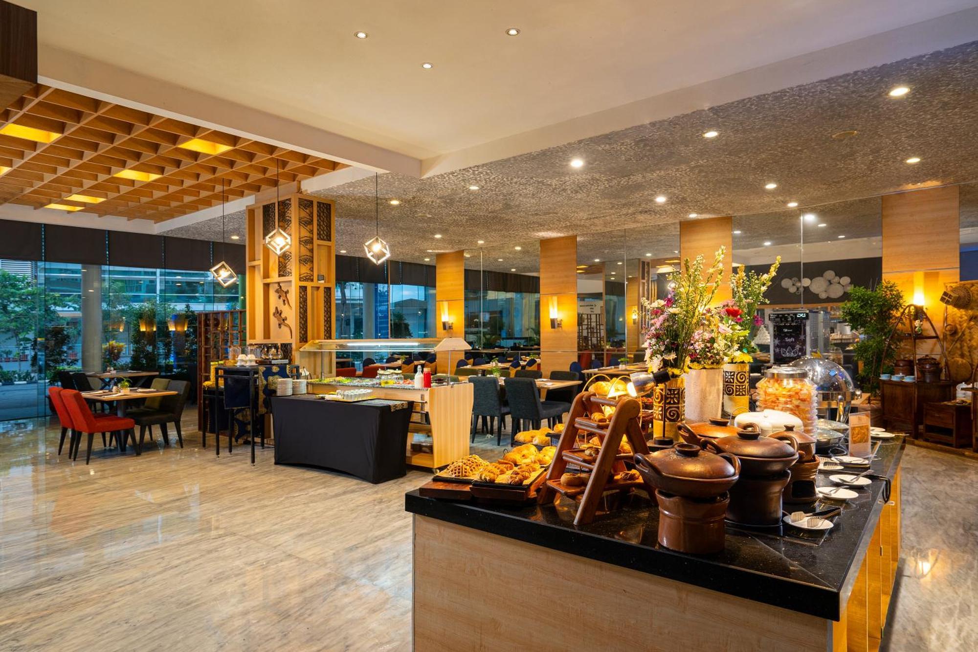 Batiqa Hotel & Apartments Karawang Eksteriør bilde