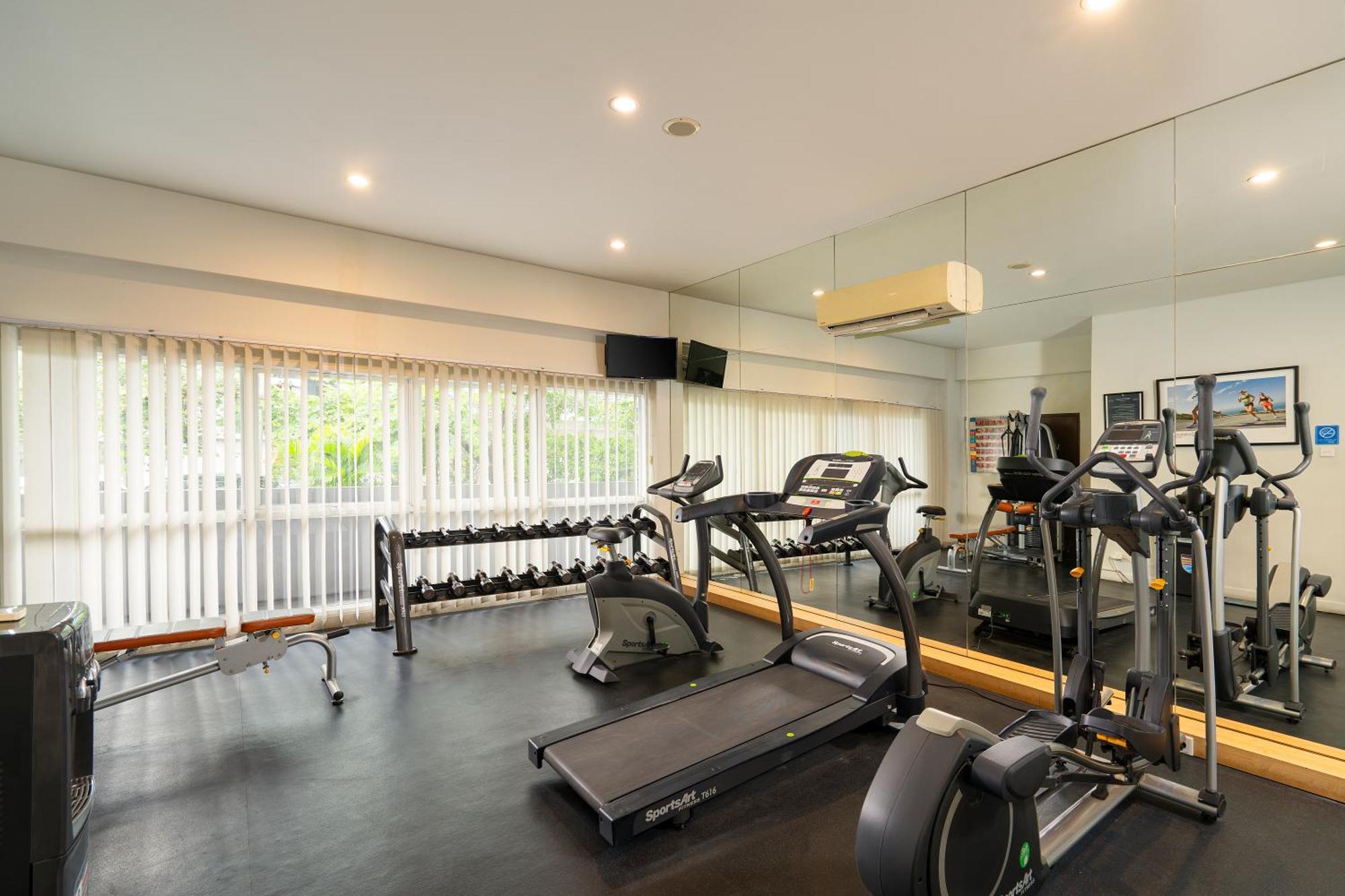 Batiqa Hotel & Apartments Karawang Eksteriør bilde