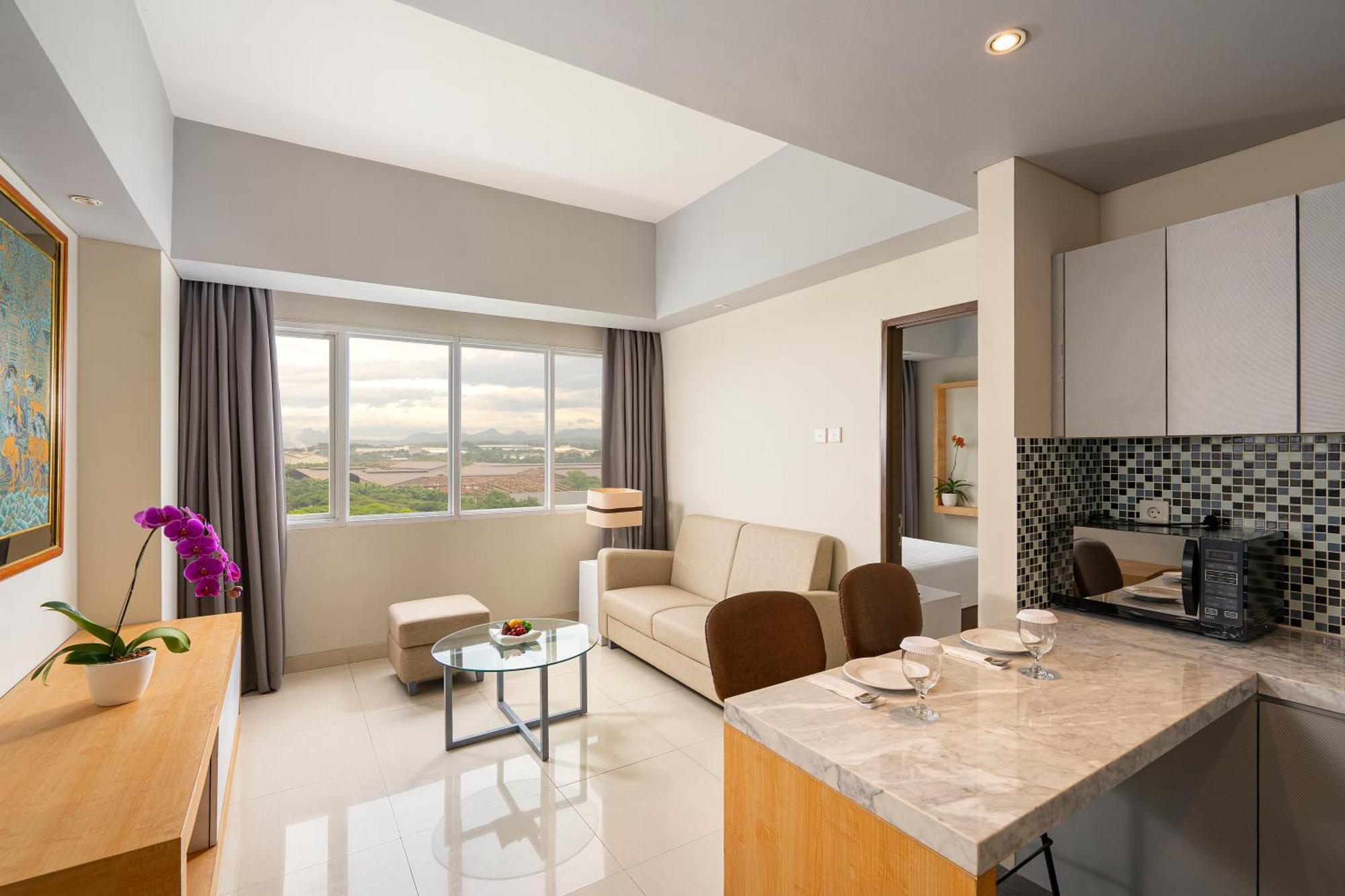Batiqa Hotel & Apartments Karawang Eksteriør bilde